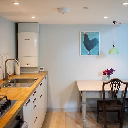 Apartamento The Tractor Shed Usk Exterior foto