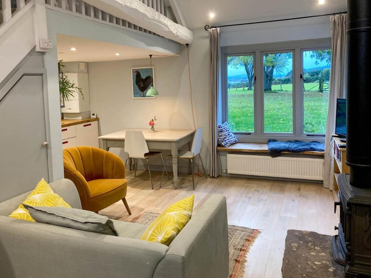 Apartamento The Tractor Shed Usk Exterior foto