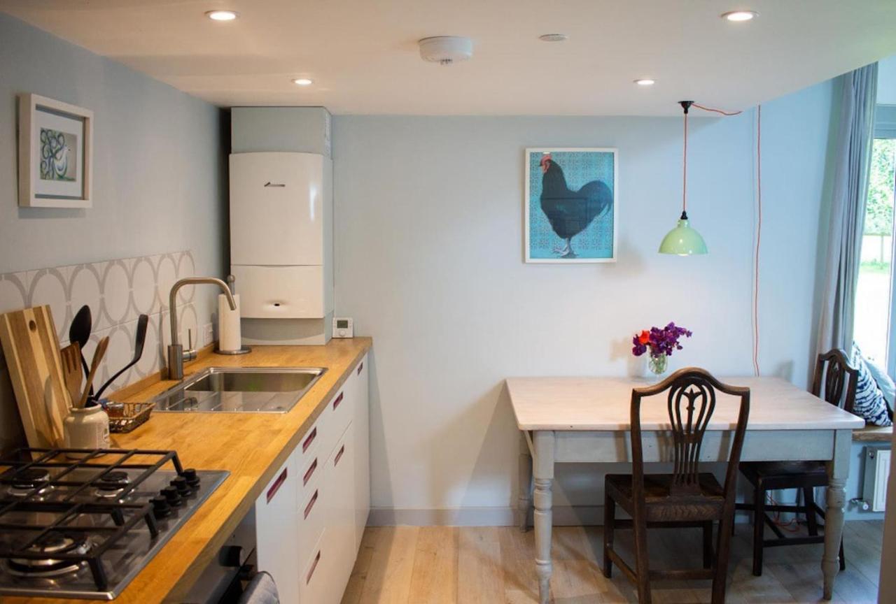 Apartamento The Tractor Shed Usk Exterior foto